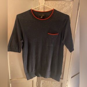 Banana Republic 100% merino wool navy short sleeve Sweater with Red Accents